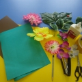 Майстер-клас «парканчик з квітів»   Парканчик з квітів Захотілося в своїй групі зробити щось яскраве, незвичайне, завжди квітучий зелений куточок