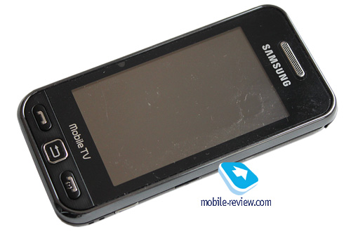 Наприклад, та ж Nokia з затримкою в 4 роки також планує випускати подібні телефони, що вкрай показово